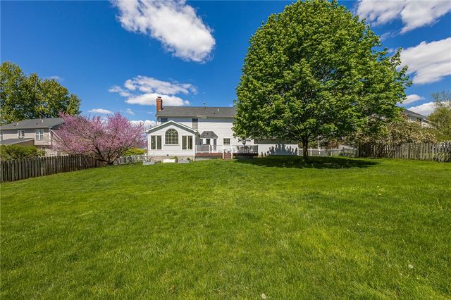 18 Stanford, Perinton, NY 14450