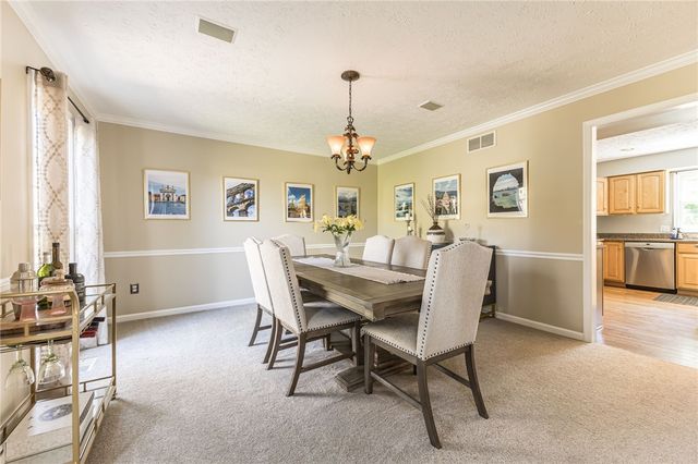 18 Stanford, Perinton, NY 14450