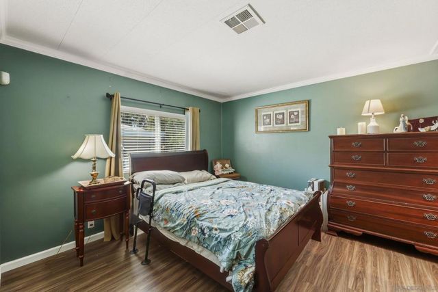 2250 N Broadway SPC 80, Escondido, CA 92026