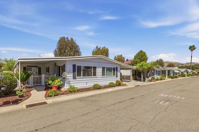 2250 N Broadway SPC 80, Escondido, CA 92026