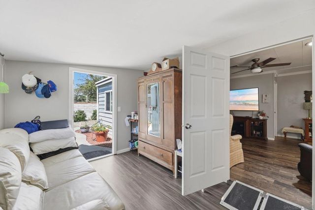 2250 N Broadway SPC 80, Escondido, CA 92026