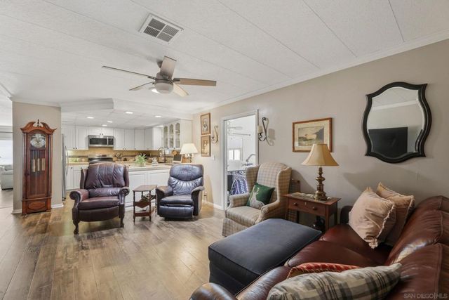 2250 N Broadway SPC 80, Escondido, CA 92026