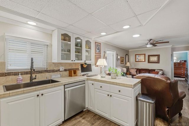 2250 N Broadway SPC 80, Escondido, CA 92026