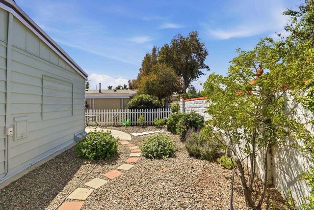 2250 N Broadway SPC 80, Escondido, CA 92026