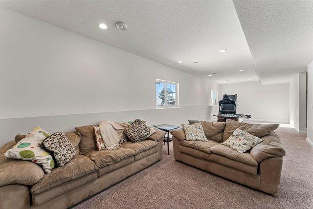 5437 199th Street N, Forest Lake, MN 55025