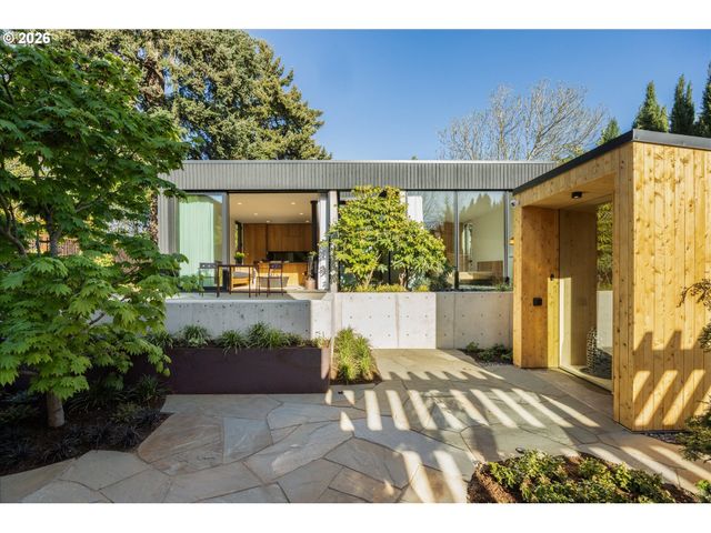 3126 Se 36TH Ave, Portland, OR 97202