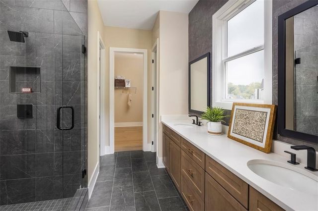 214 Mooney Road, Woodstock, GA 30188