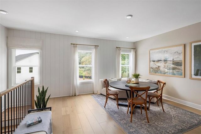 214 Mooney Road, Woodstock, GA 30188