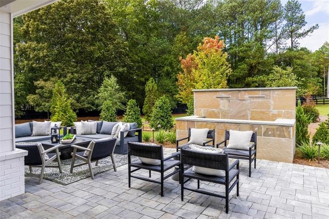 214 Mooney Road, Woodstock, GA 30188