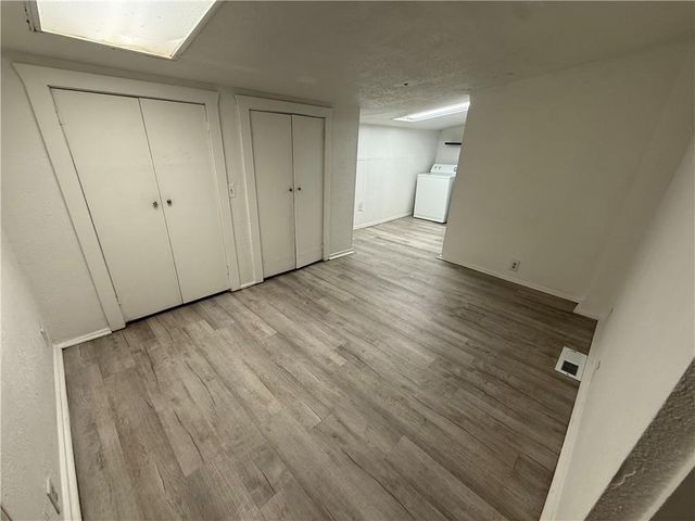 6 S 3rd Street, Louisburg, KS 66053