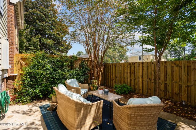 15 Saint Marys Place, Wilmington, NC 28403