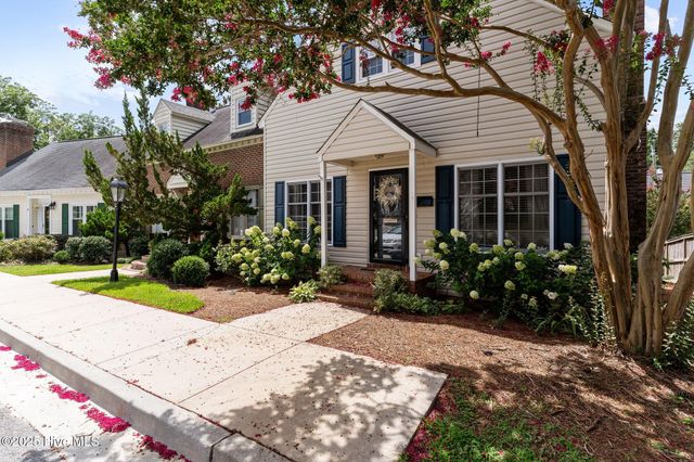 15 Saint Marys Place, Wilmington, NC 28403