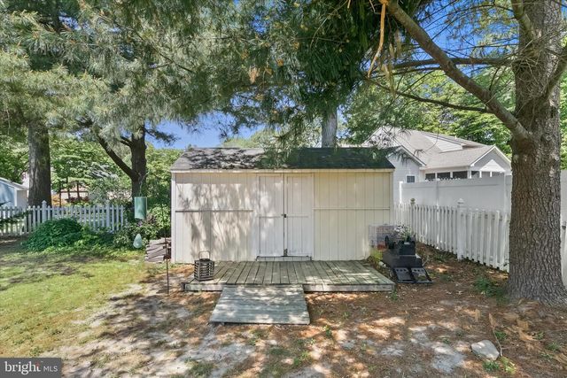 19 APACHE AVE, Millsboro, DE 19966