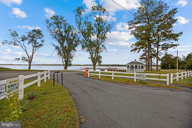 19 APACHE AVE, Millsboro, DE 19966