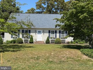 19 APACHE AVE, Millsboro, DE 19966