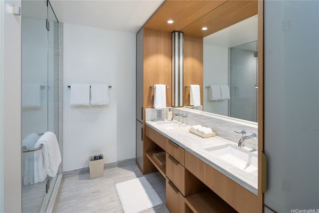 1100 Ala Moana Boulevard 2002, Honolulu, HI 96814