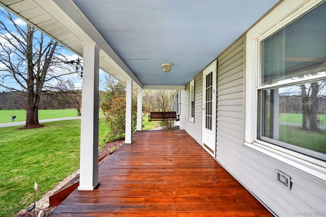 60 Airport Road, Accord, NY 12404