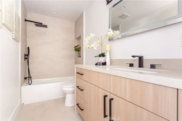 16235 Plummer, North Hills, CA 91343