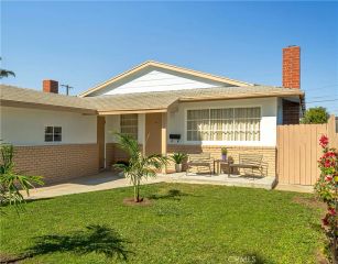 3929 W W. 119th Pl, Hawthorne, CA 90250