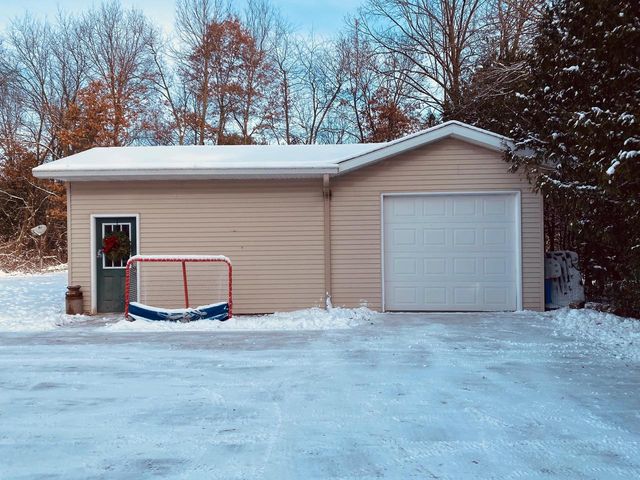 920 FOREST LAKE DRIVE, Plover, WI 54467