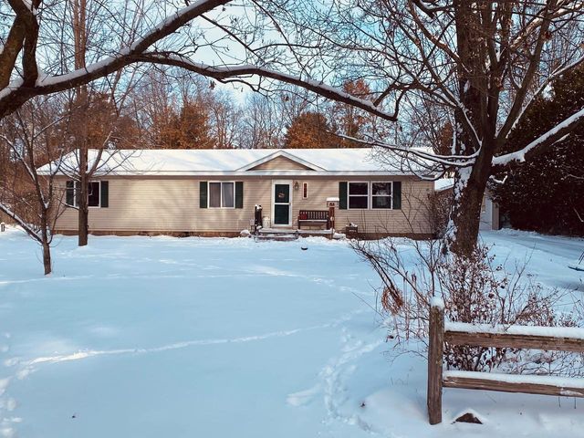 920 FOREST LAKE DRIVE, Plover, WI 54467