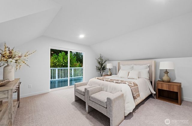 10813 24th Avenue NE, Seattle, WA 98125