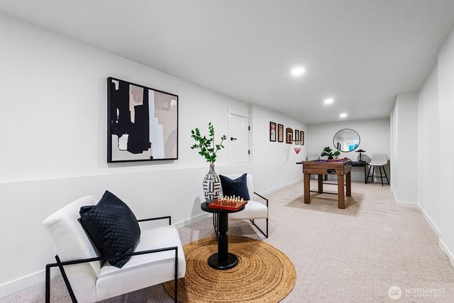 10813 24th Avenue NE, Seattle, WA 98125