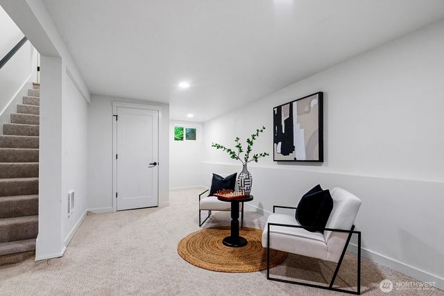 10813 24th Avenue NE, Seattle, WA 98125