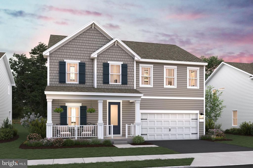 16 COTTONWOOD AVE, Berlin, NJ 08009