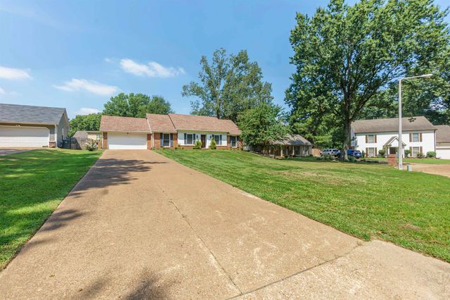 4935 WOODBERRY CV, Memphis, TN 38141