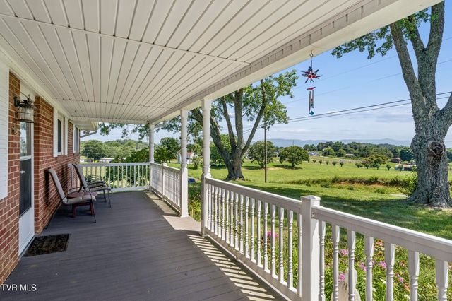 1655 Mary Lamons Road, Afton, TN 37616