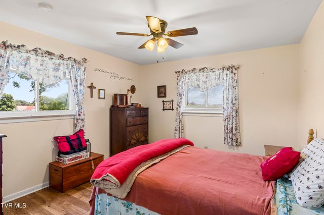 1655 Mary Lamons Road, Afton, TN 37616