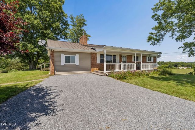 1655 Mary Lamons Road, Afton, TN 37616
