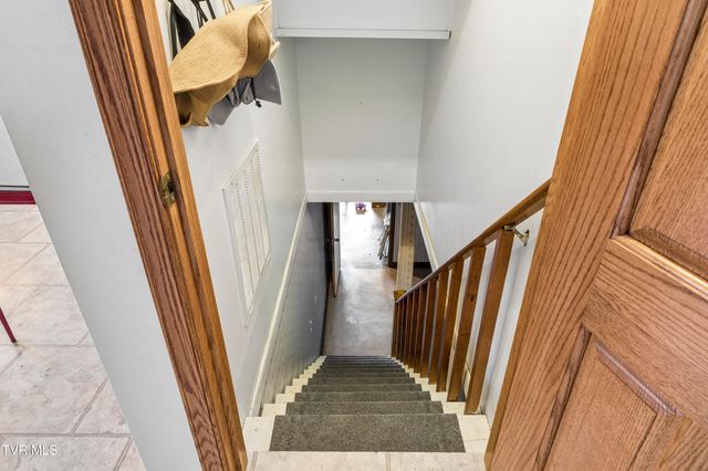 1655 Mary Lamons Road, Afton, TN 37616