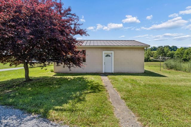 1655 Mary Lamons Road, Afton, TN 37616