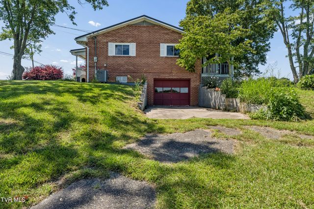 1655 Mary Lamons Road, Afton, TN 37616