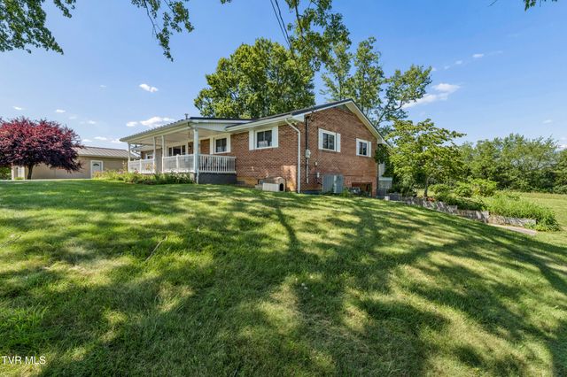 1655 Mary Lamons Road, Afton, TN 37616