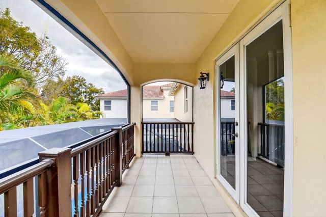 9232 Nugent Trail, West Palm Beach, FL 33411