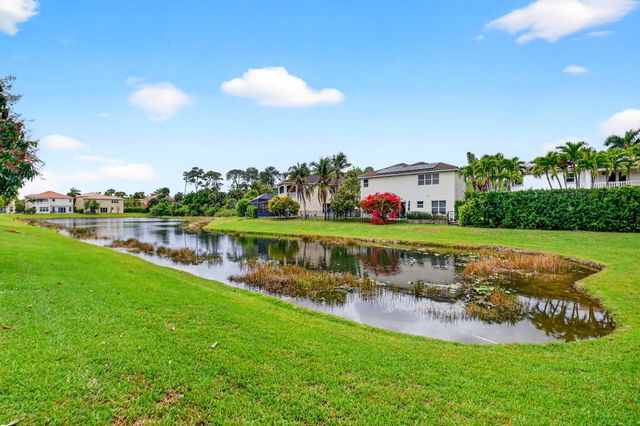 9232 Nugent Trail, West Palm Beach, FL 33411