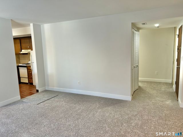 229 Bacon Pond Road 312, Woodbury, CT 06798