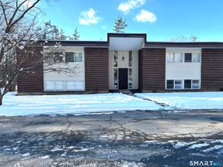 229 Bacon Pond Road 312, Woodbury, CT 06798