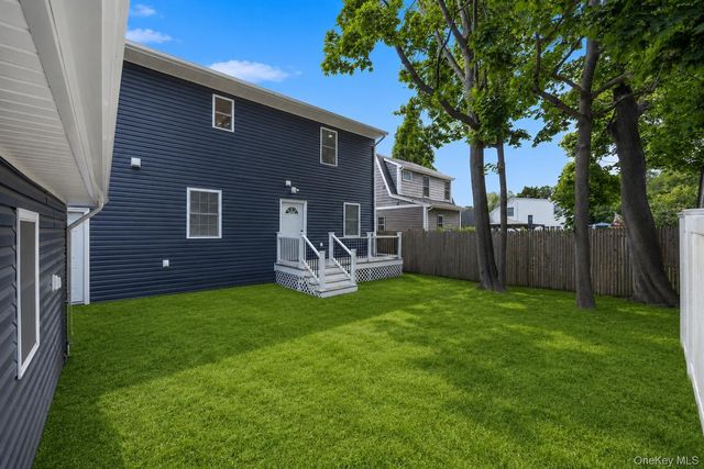 306 Greeley Avenue, Sayville, NY 11782