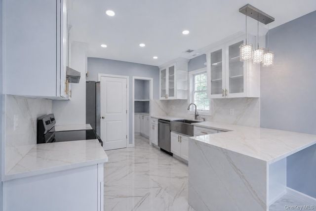306 Greeley Avenue, Sayville, NY 11782