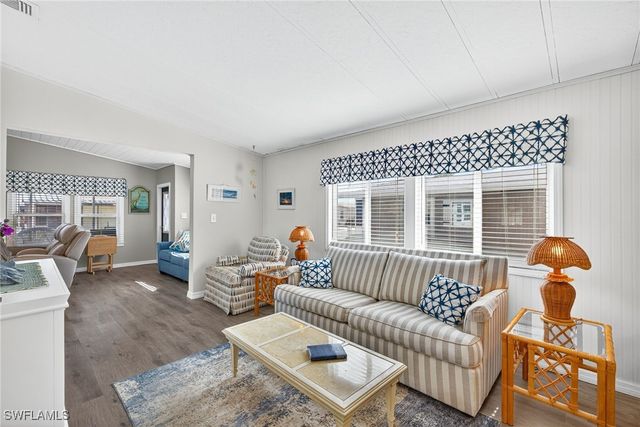 170 Oceans BLVD 170, Naples, FL 34104