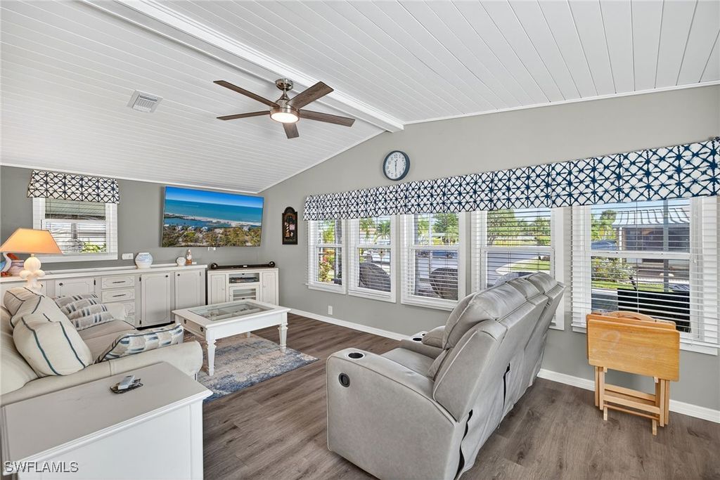 170 Oceans BLVD 170, Naples, FL 34104