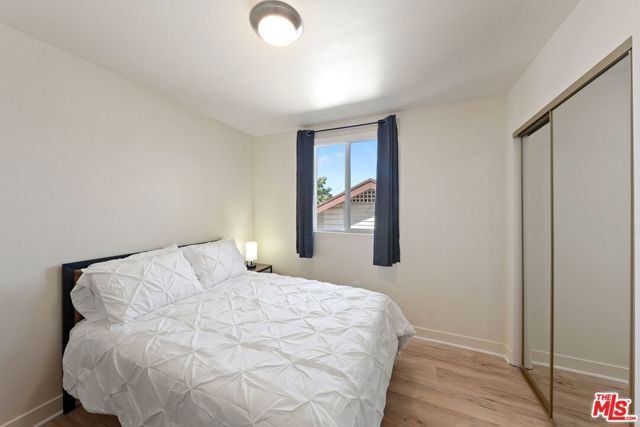 5912 S Flower Street, Los Angeles, CA 90003