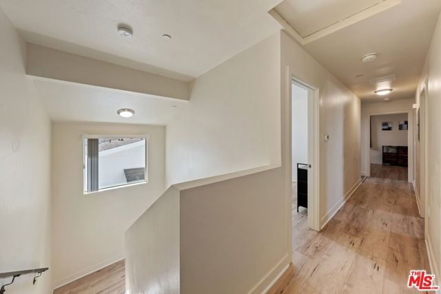 5912 S Flower Street, Los Angeles, CA 90003