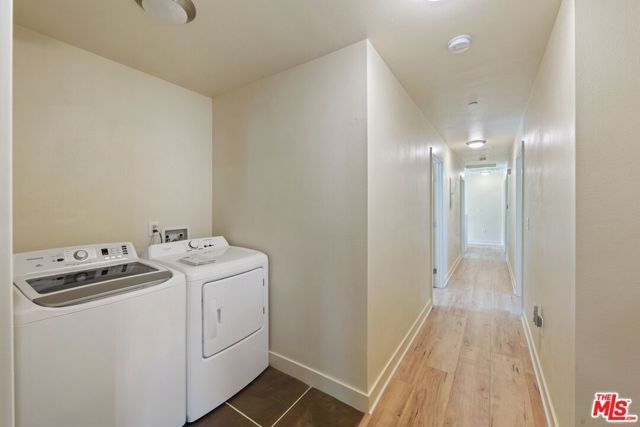 5912 S Flower Street, Los Angeles, CA 90003