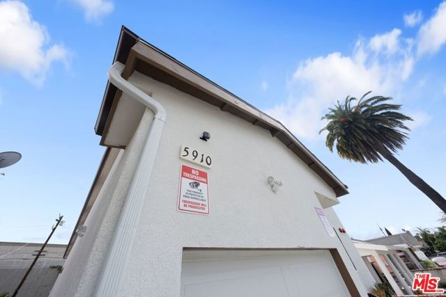 5912 S Flower Street, Los Angeles, CA 90003