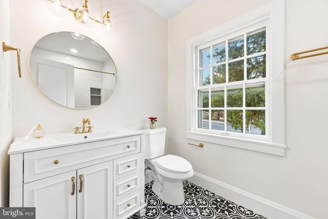 411 GITTINGS AVE, Baltimore, MD 21212